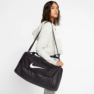 Nike Brasilia Training Duffle Bag (small 41L)